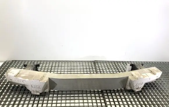 Nissan Leaf I (ZE0) Rear bumper support beam 