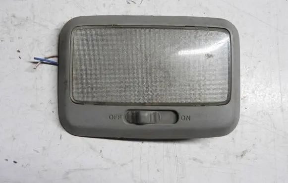 Honda CR-V Front door interior light 