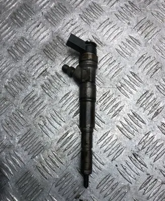 BMW 5 E60 E61 Fuel injector 7793836 0445110216