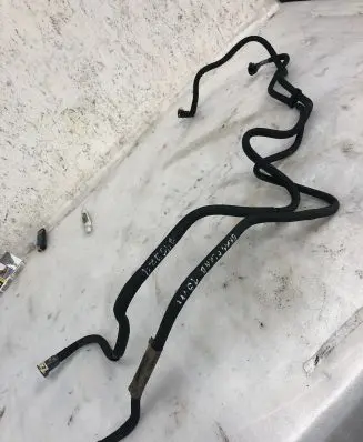 Opel Grandland X Fuel line/pipe/hose 9829049780