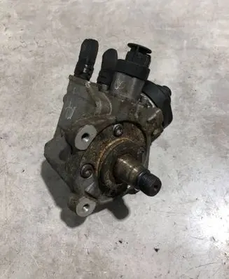 Fuel injection high pressure pump