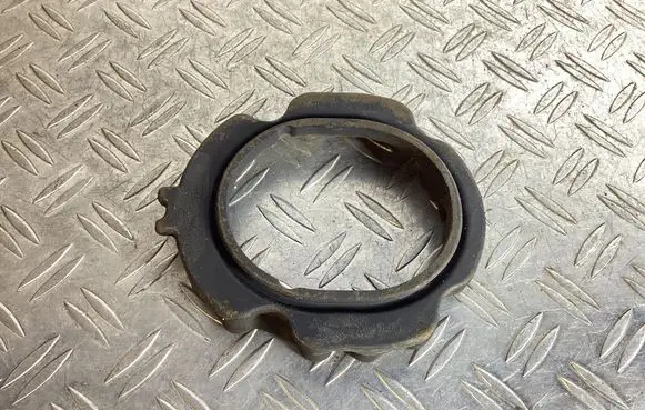 Porsche Macan (95B) Coil spring mount 95B412081A