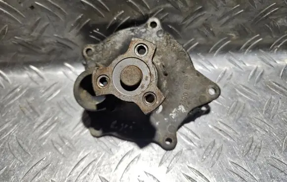 Chrysler Voyager Water pump 04654390