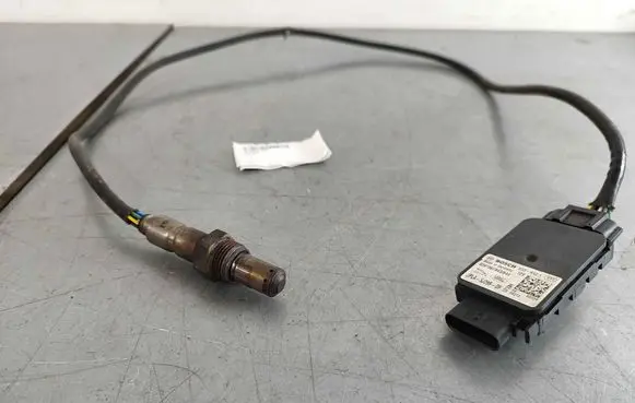 Jaguar XF X260 Lambda probe sensor C2D61005
