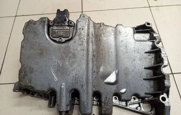 Audi A6 S6 C5 4B Oil sump 03G103603J