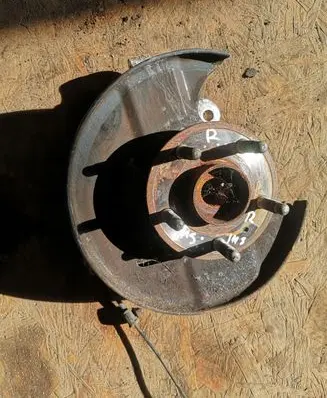 Opel Insignia A Front wheel hub