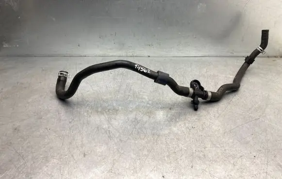 Volvo XC90 Engine coolant pipe/hose 312138790