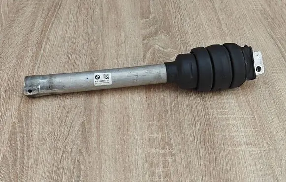 BMW 5 G30 G31 G38 Steering column universal joint 6869347