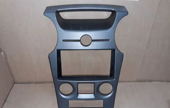 KIA Carens II Dashboard center trim panel 80470248