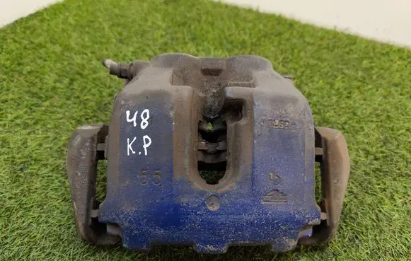 Mercedes-Benz GL X164 Front brake caliper 68052401