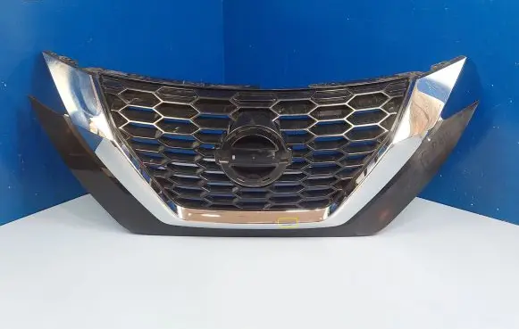Nissan Juke II F16 Front bumper upper radiator grill 623106PA0A 623106PA0B