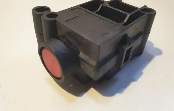 Ford Focus Fuel cut-off switch XW4T9341AA