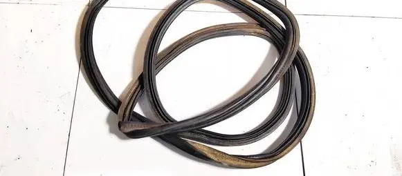 Ford Galaxy Trunk rubber seal (body) 