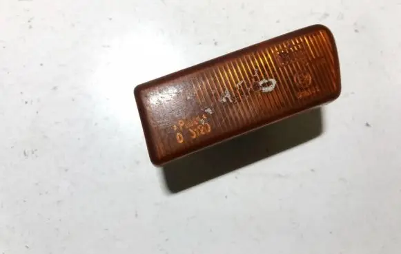 Peugeot 406 Front fender indicator light