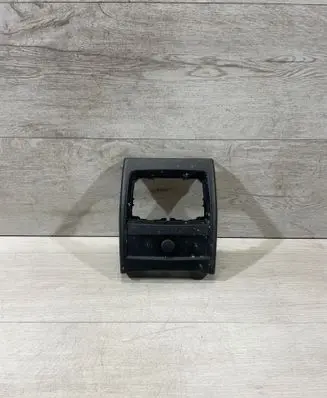 BMW 3 F30 F35 F31 Other center console (tunnel) element 9218909 6346903152 105016025