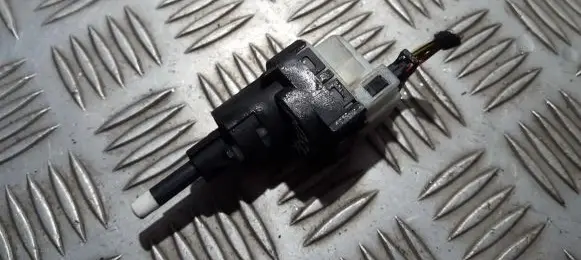 Audi A3 S3 8P Brake pedal sensor switch 24761