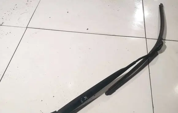 Renault Scenic II - Grand scenic II Front wiper blade arm 