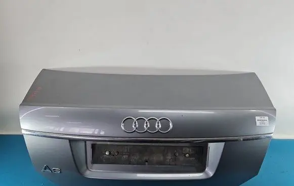 Tailgate/trunk/boot lid