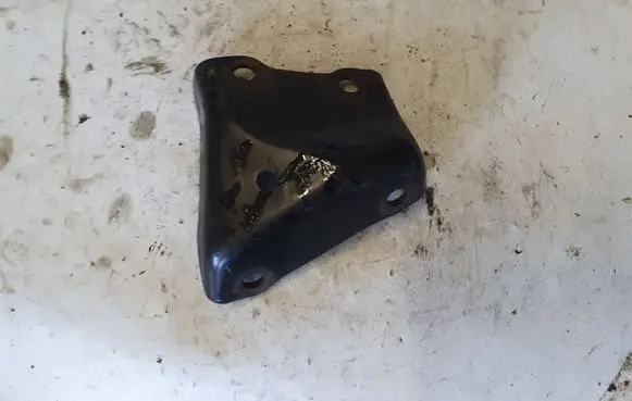 Toyota Avensis Verso other engine part NOCODE