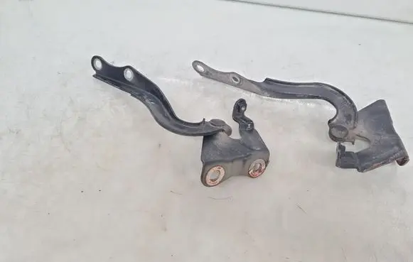 Toyota Avensis T270 Engine bonnet/hood hinges 