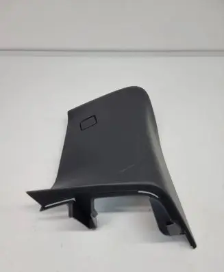 Land Rover Discovery Sport (D) pillar trim (bottom) 631450161 67883279 51748AH8PVJ