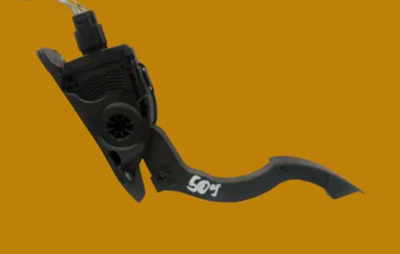 Volvo V40 Accelerator throttle pedal 31280595
