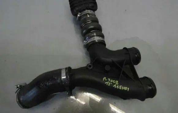 Peugeot 3008 I Intercooler hose/pipe