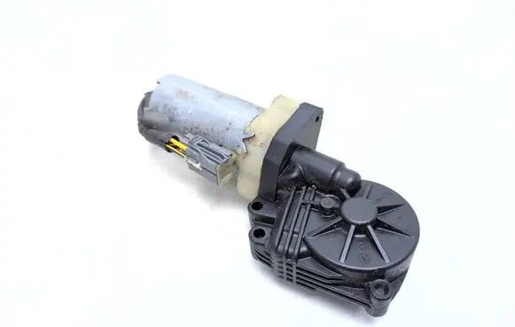 Volvo XC90 Seat adjustment motor 0130002528 198390104