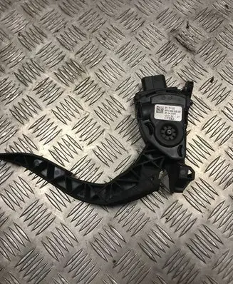 Audi A4 S4 B8 8K Accelerator throttle pedal 8K1721523 25042008 6PV00950500