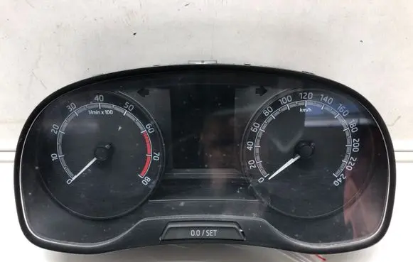 Speedometer (instrument cluster)