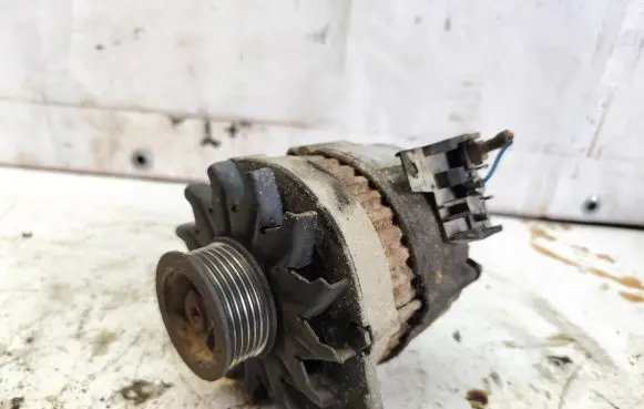Ford Sierra Generator/alternator 54022322B G4X2A A12770