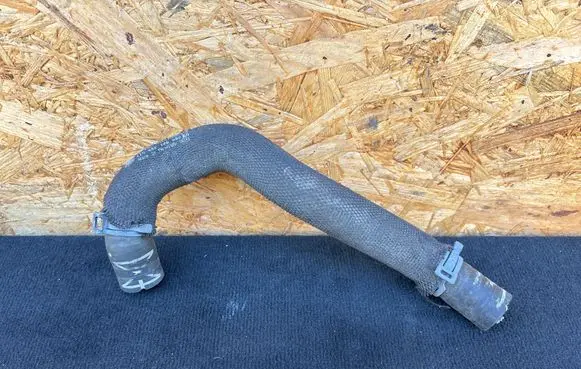 Audi e-tron Electric car engine cooling hoses/pipes 4KE145569BD