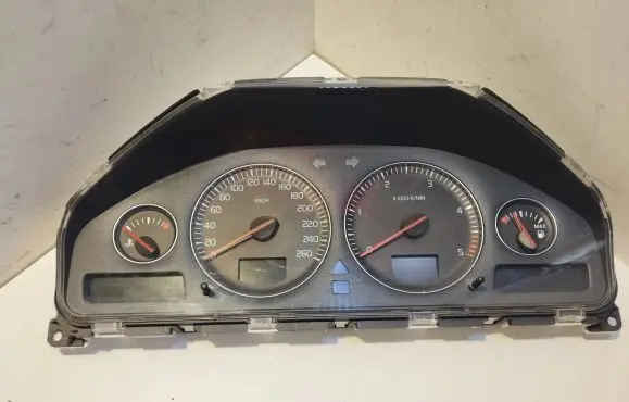 Volvo XC70 Speedometer (instrument cluster) 30746102 8673802