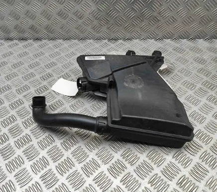 BMW X3 G01 Intake resonator 8607950 11564310