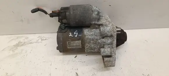 Peugeot 5008 Starter motor V75500178004