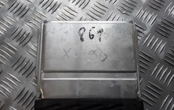 Volvo XC90 Engine control unit/module 0261207809