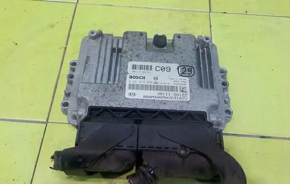 KIA Soul Engine control unit/module 0281616426