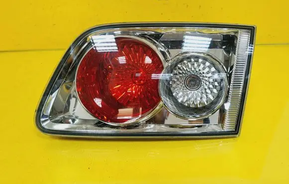Mazda 6 Tailgate rear/tail lights