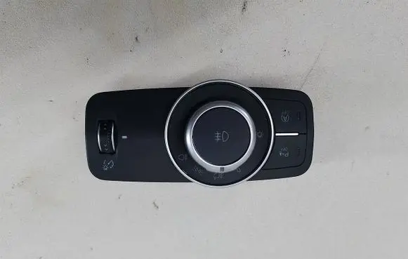 Light switch
