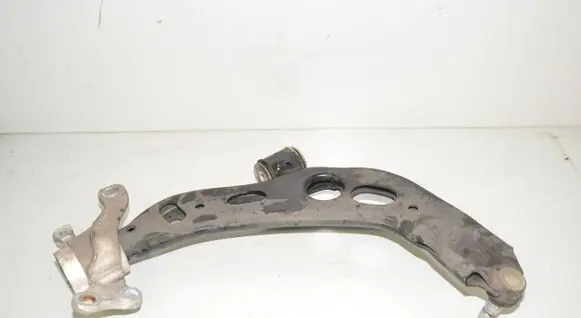 BMW 1 F40 Front lower control arm/wishbone 8843681 31128843681