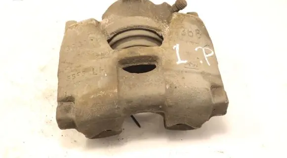 Renault Latitude (L70) Front brake caliper