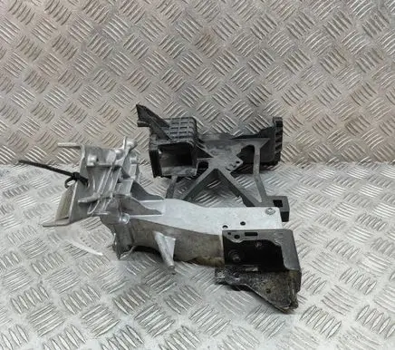 Mercedes-Benz E W213 Top upper radiator support slam panel A2536210700
