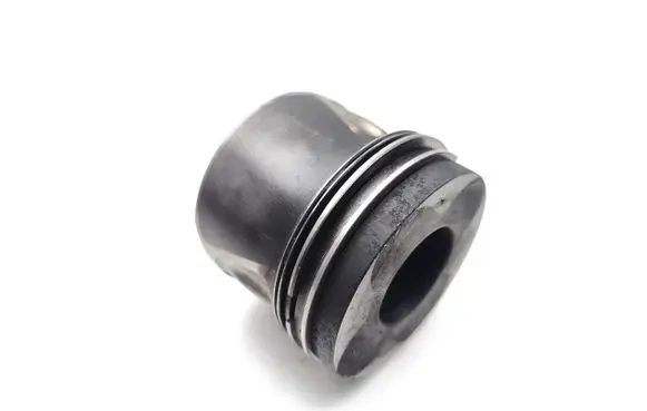 Audi A3 S3 8P Piston BKD