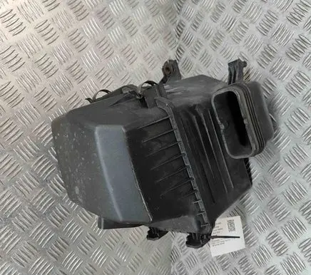 KIA Sportage Air filter box 281102Y300
