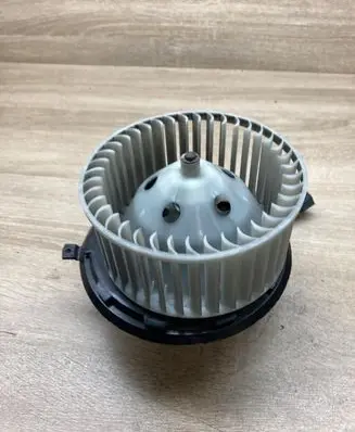 Volkswagen Polo Heater fan/blower 195003 87187