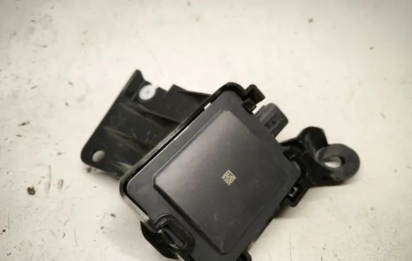 Lexus RX V Blind spot module 8816248170