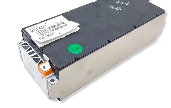 Citroen C4 III e-C4 Hybrid / Electric Car Battery Cell 9833039180 B917127