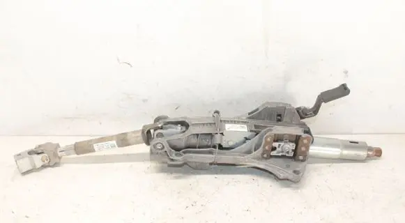 Mercedes-Benz CLA C117 X117 W117 Steering wheel axle A2464608801 A2464600409