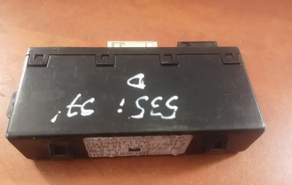 BMW 5 E39 Other control units/modules 8377601