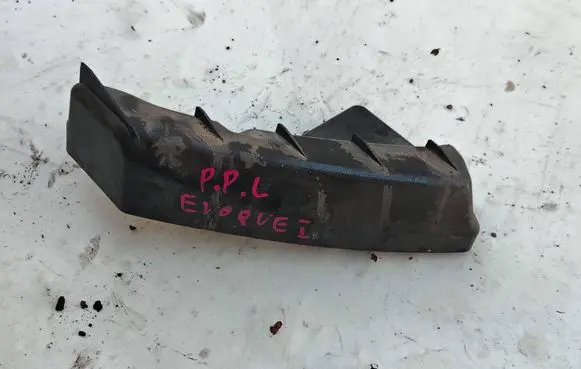 Under headlight/headlamp trim
